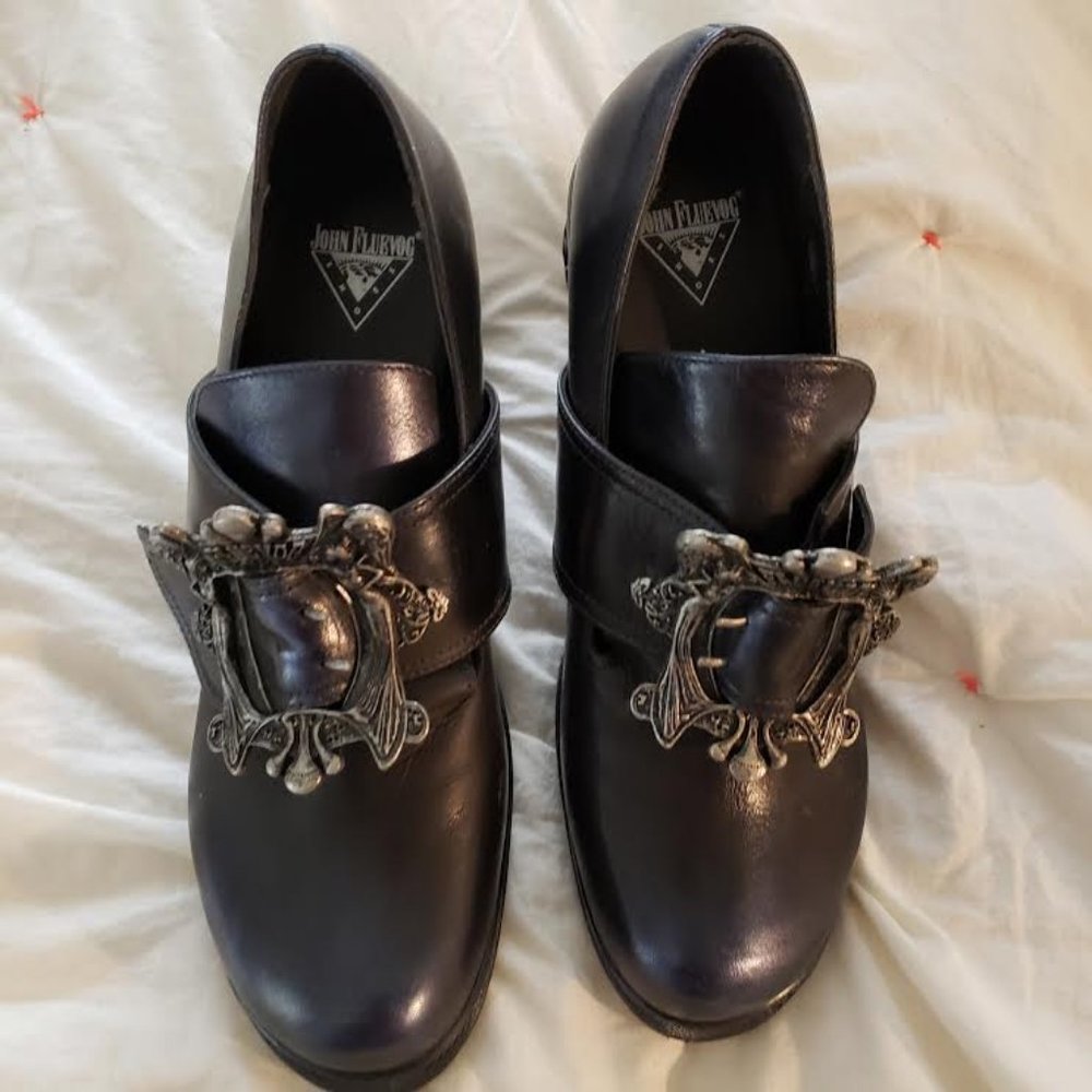 COPY - JOHN FLUEVOG ENGLE SIZE 9